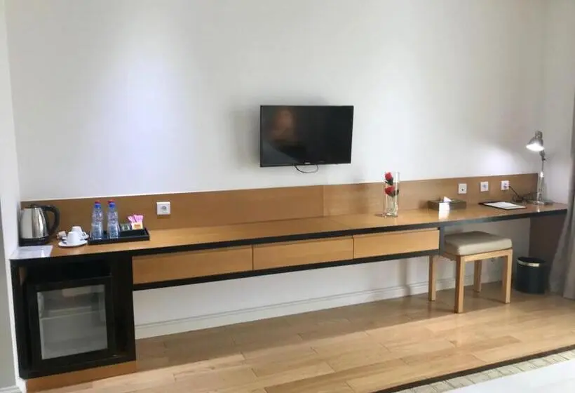 اتاق لوکس, Pefaco Hotel Maya Maya