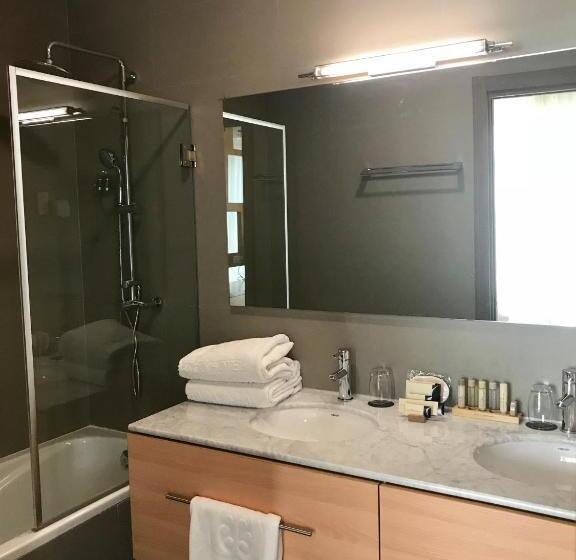 سوییت سوپریور, Pefaco Hotel Maya Maya