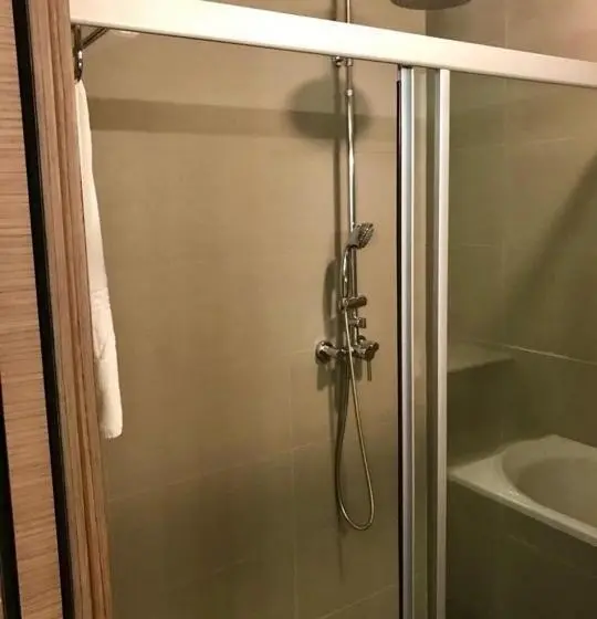 سوییت سوپریور, Pefaco Hotel Maya Maya