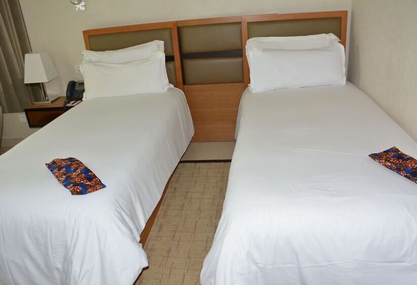 اتاق استاندارد, Pefaco Hotel Maya Maya