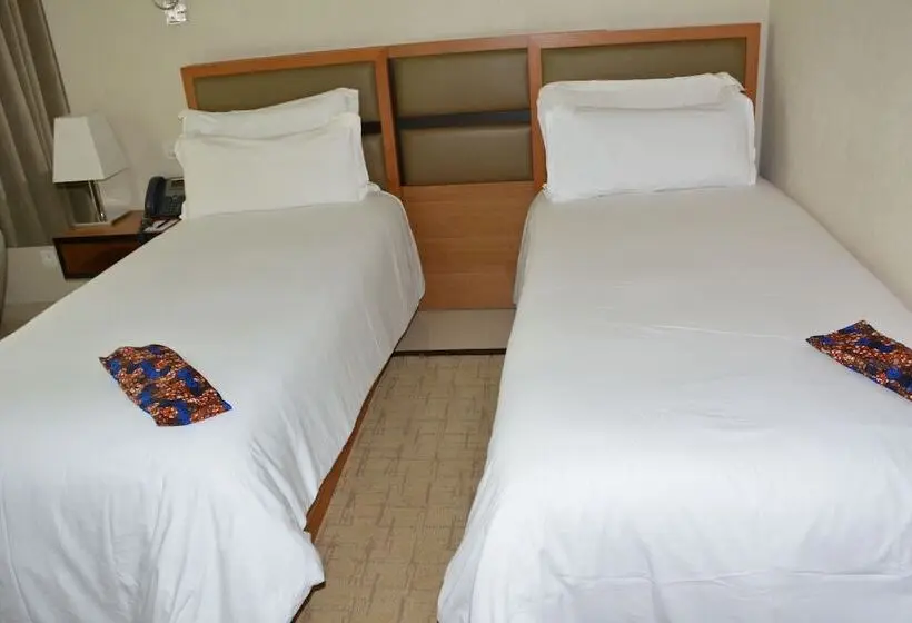اتاق استاندارد, Pefaco Hotel Maya Maya