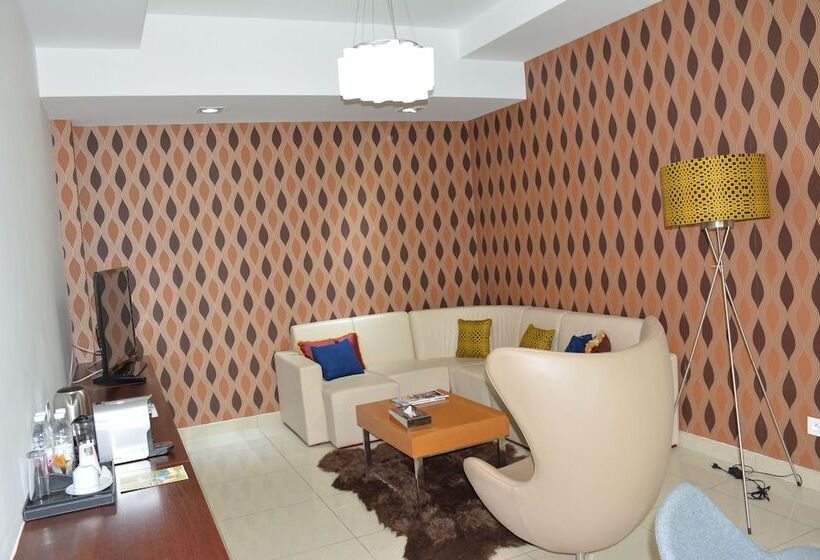 سوییت سوپریور, Pefaco Hotel Maya Maya