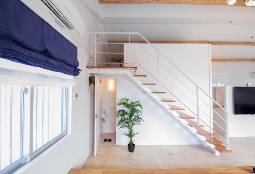 ویلای 1 خوابه با چشم‌انداز دریا, Crystal Villa Ikema