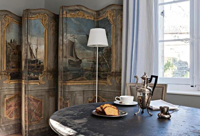 Suite Vue Jardin, La Divine Comédie Suites Deluxe