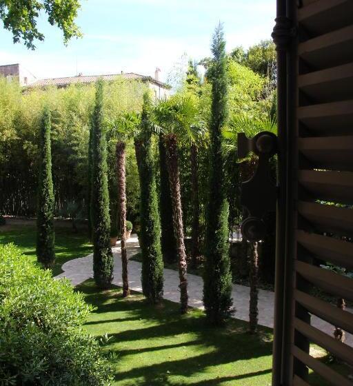 Suite Vue Jardin, La Divine Comédie Suites Deluxe