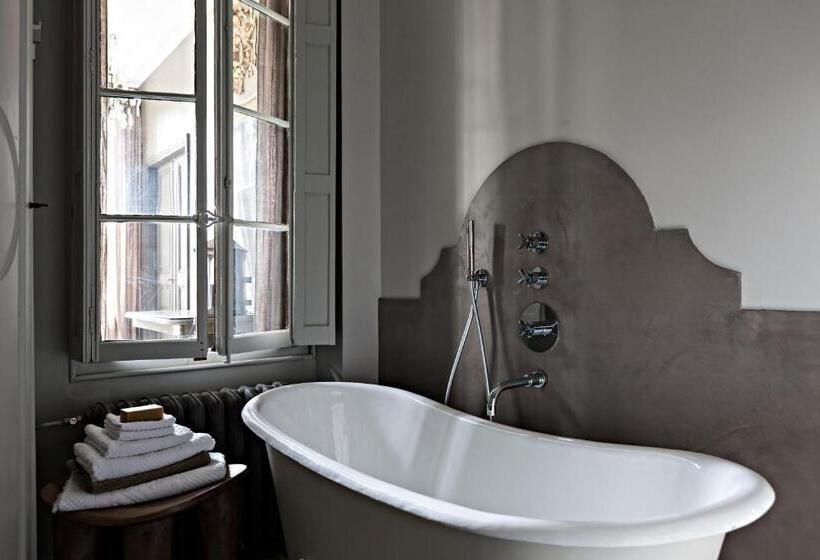 Suite Vue Jardin, La Divine Comédie Suites Deluxe