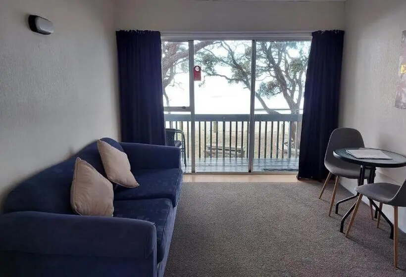 Standard-studio Merinäkymä, Edgewater Motel