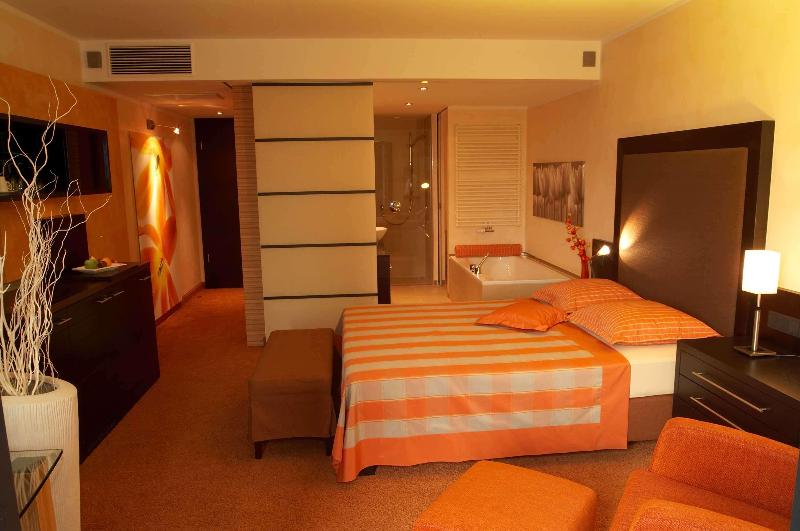 Superior Rum, Front One Inn Semarang