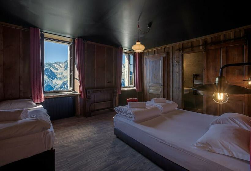 标准三人间, Refuge Du Montenvers