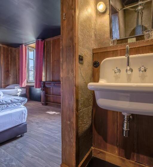 חדר סטנדרט לשלושה, Refuge Du Montenvers