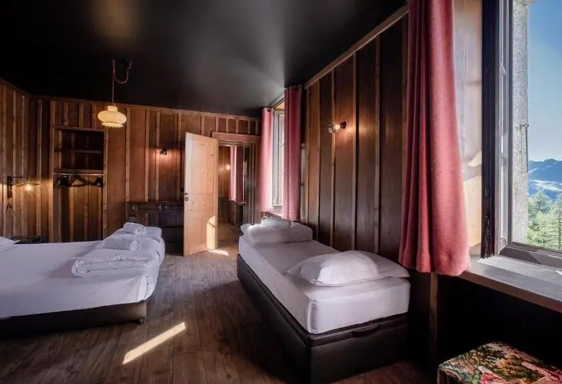 Chambre Familiale Vue Montagne, Refuge Du Montenvers