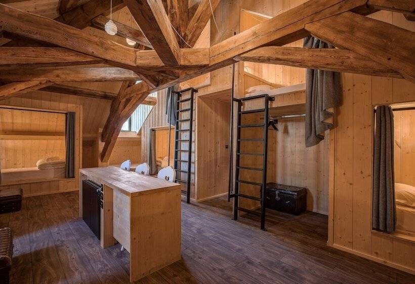 家庭间, Refuge Du Montenvers