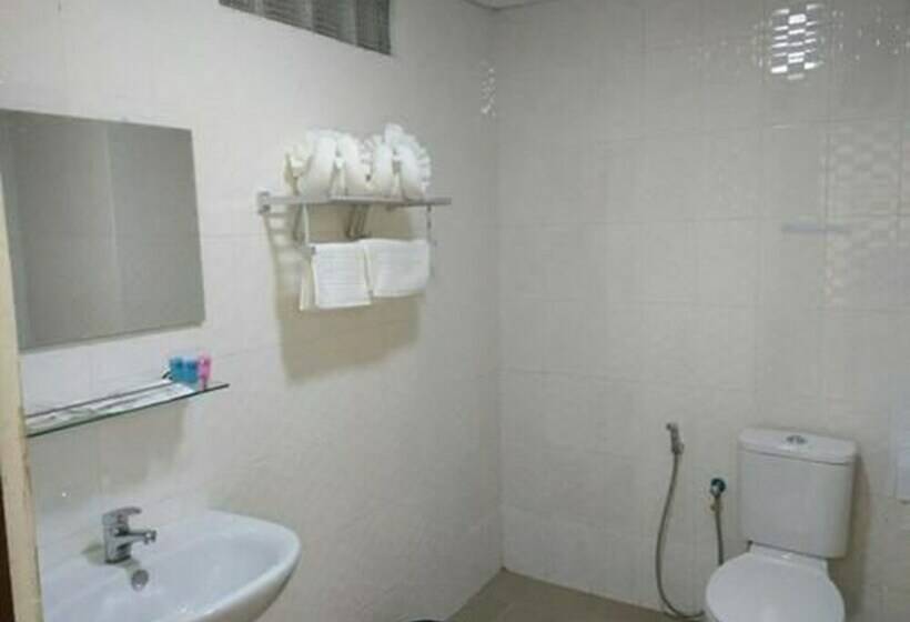 سوییت جونیور, Taw Win Yadanar