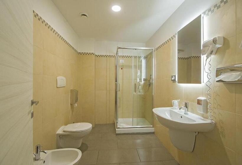 غرفة قياسية, Testani Colleferro