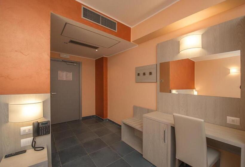 غرفة قياسية, Testani Colleferro