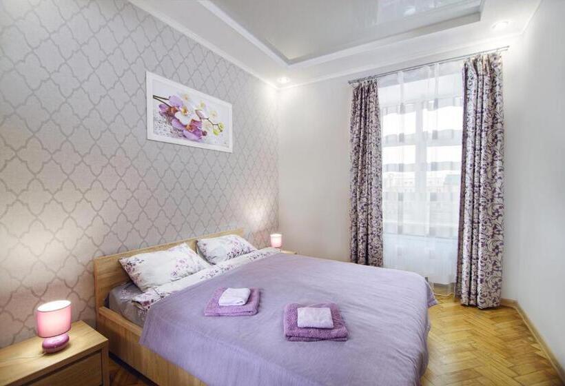 اتاق استاندارد با سرویس بهداشتی مشترک, Premium Hostel