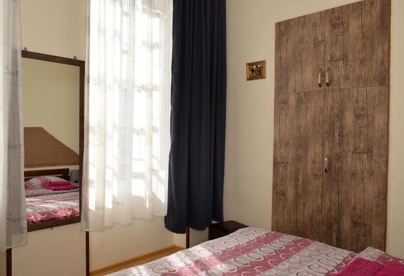 اتاق استاندارد, Le Petit