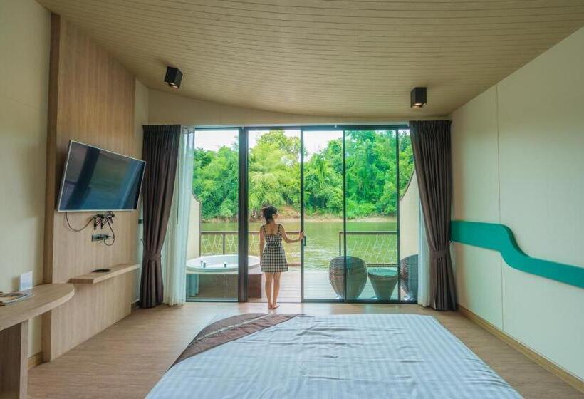 חדק דלוקס עם ג'קוזי, Binlha Raft Resort