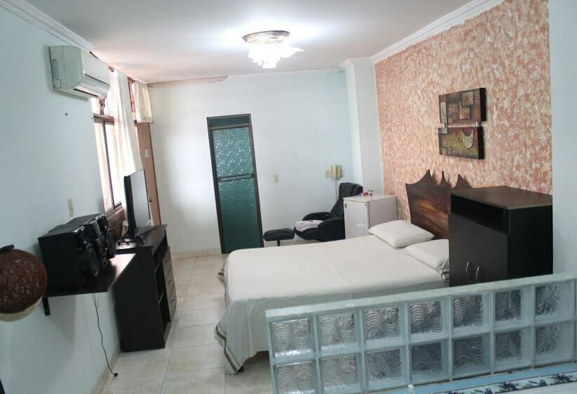 Номер Deluxe, Elimar