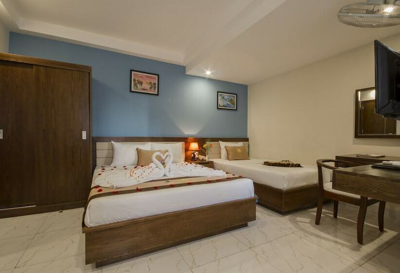 اتاق لوکس سه تخته, Sapphire