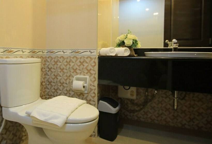 اتاق لوکس, Phuket Chinoinn Shaplus Certified