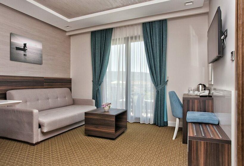 سوئیت با بالکن, Wellness & Spa Hotel Acd