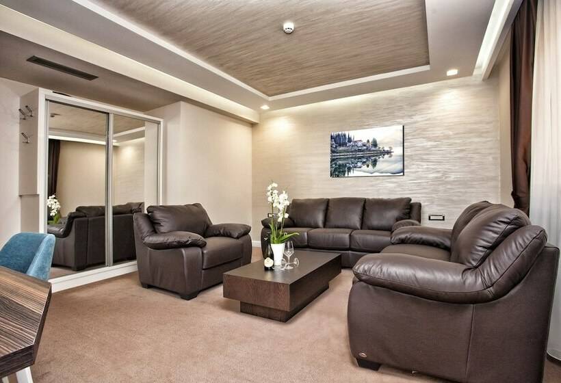 سوییت, Wellness & Spa Hotel Acd