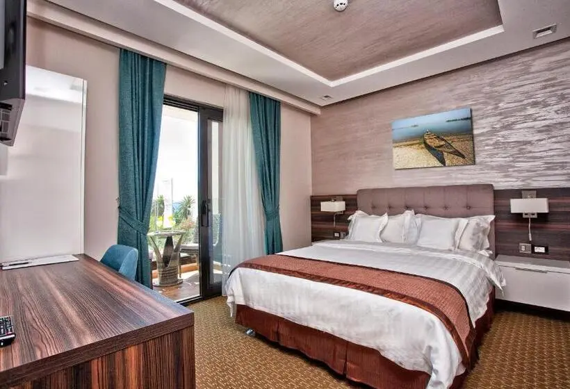 سوئیت با بالکن, Wellness & Spa Hotel Acd