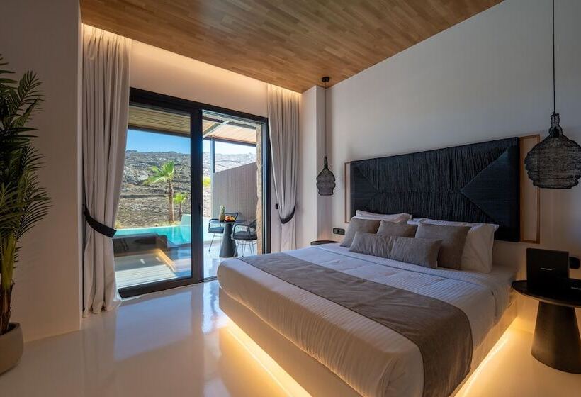 סוויטה דלוקס, Ftelia Black Villas