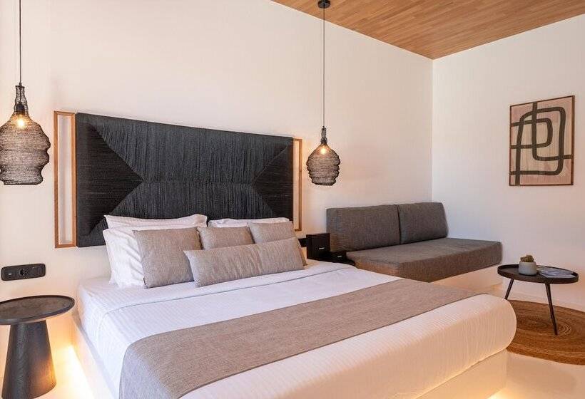 Люкс Повышенной Комфортности, Ftelia Black Villas