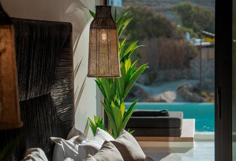 Президентский Люкс, Ftelia Black Villas