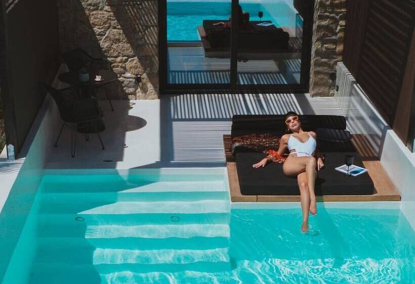 סוויטת סופריור, Ftelia Black Villas