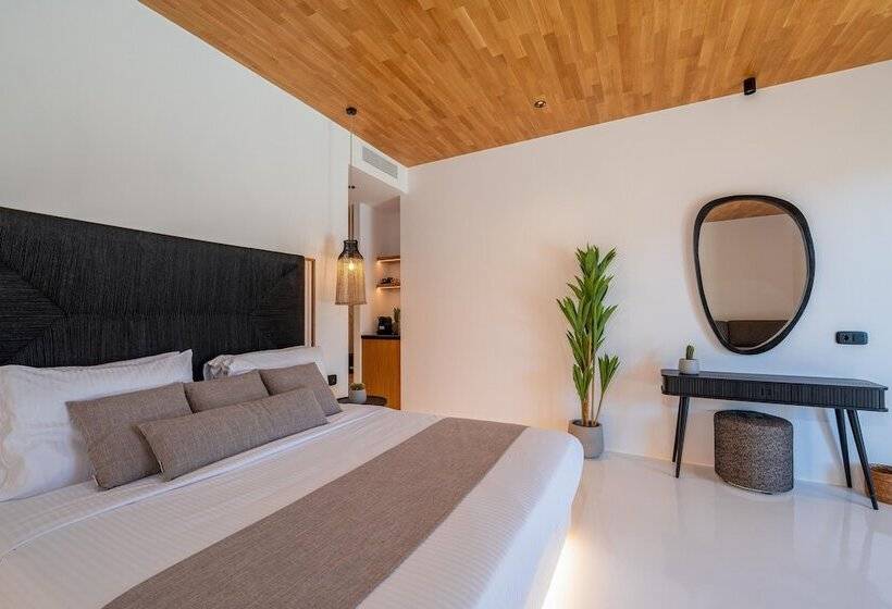 Люкс Кровать Кинг, Ftelia Black Villas