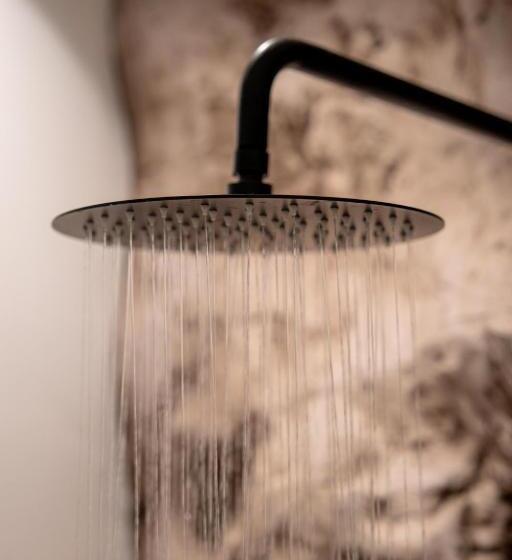 סוויטה אקזקיוטיב, Ftelia Black Villas