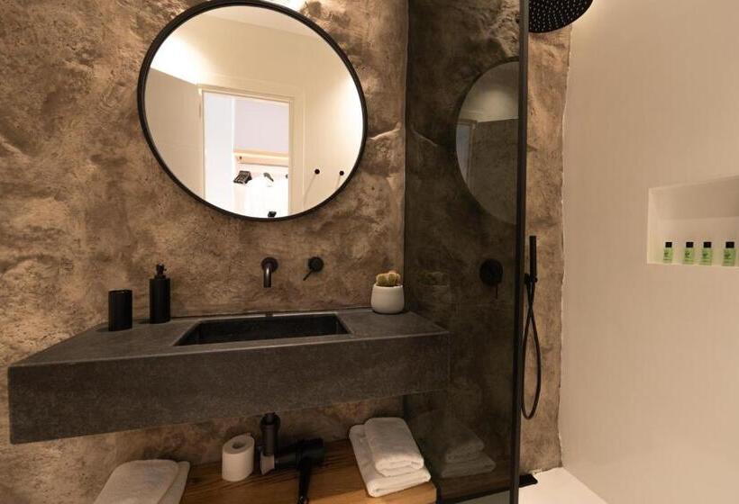 סוויטה דלוקס, Ftelia Black Villas