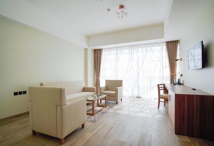 سوییت, Kyriad Muscat