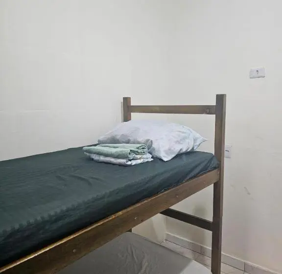 スタンダード４人部屋, Hostel Dos Pinheirais 2
