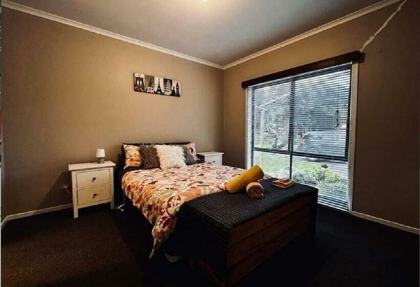 חדר משפחתי, 13th Apostle Accommodation