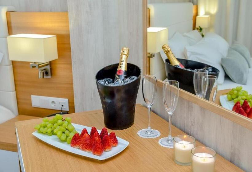 バルコニー付きスタンダードルーム, Villamar Style Maison