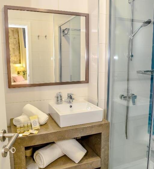 プールビュースタンダードルーム, Villamar Style Maison