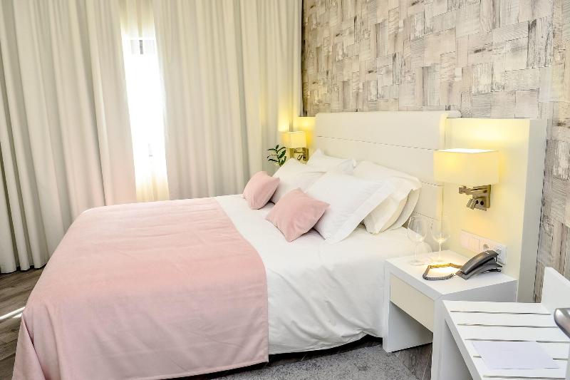 プールビュースタンダードルーム, Villamar Style Maison