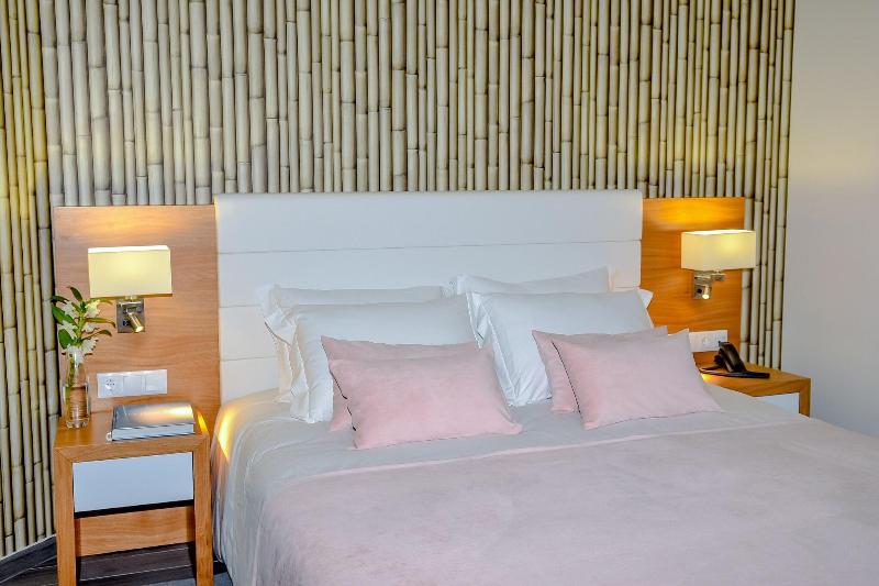 プールビュースタンダードルーム, Villamar Style Maison