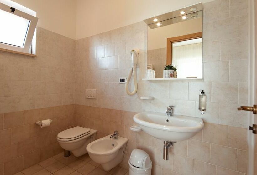 Трехместный Номер Комфорт, Adria Beach
