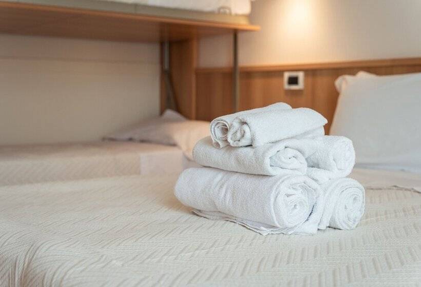 Трехместный Номер Классика, Adria Beach