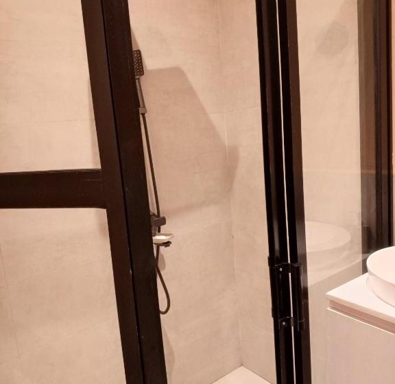 اتاق لوکس, First International Inn Downtown