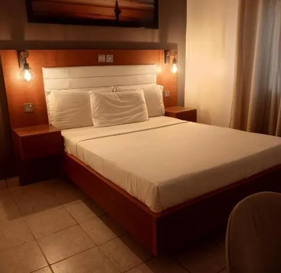 اتاق لوکس, First International Inn Downtown