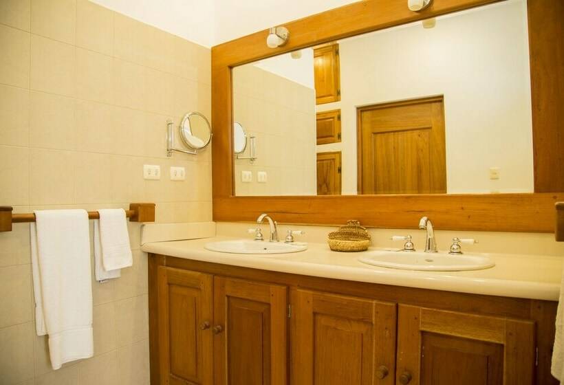 اتاق خانوادگی, Gringo Perdido