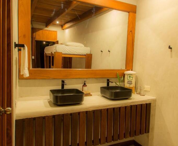 اتاق استاندارد چهار تخته, Gringo Perdido