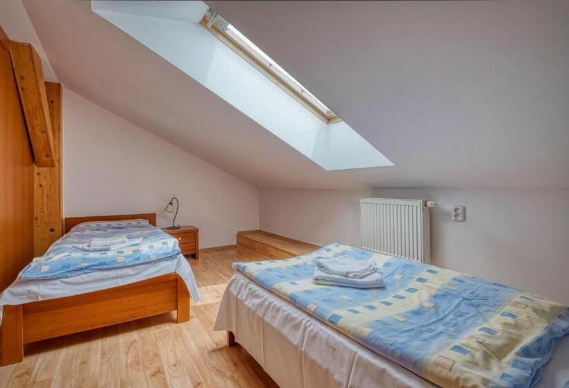 آپارتمان 2 خوابه, školiace Stredisko Ives