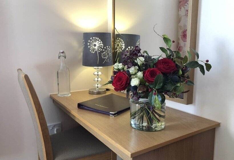 חדר סופריור, Little Downham Anchor